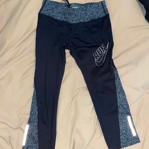 Nike Dri-Fit Capri leggings